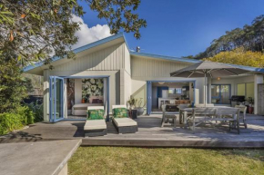 Hosts on the Coast Seaview Oasis
